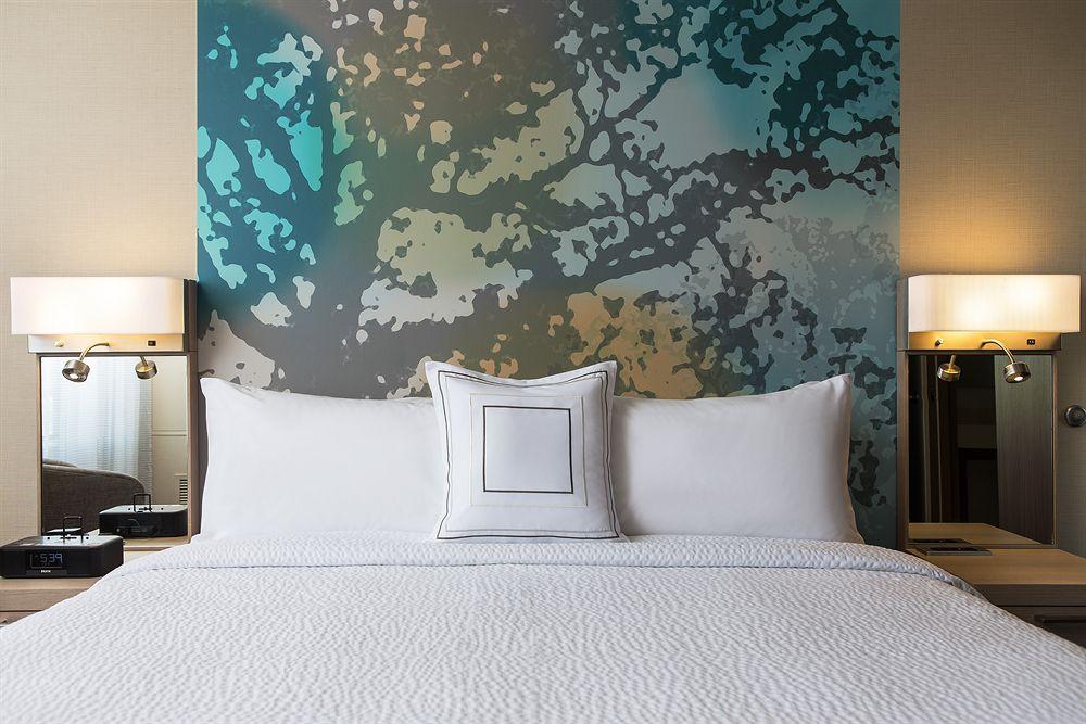 Courtyard By Marriott Irvine Spectrum Bagian luar foto