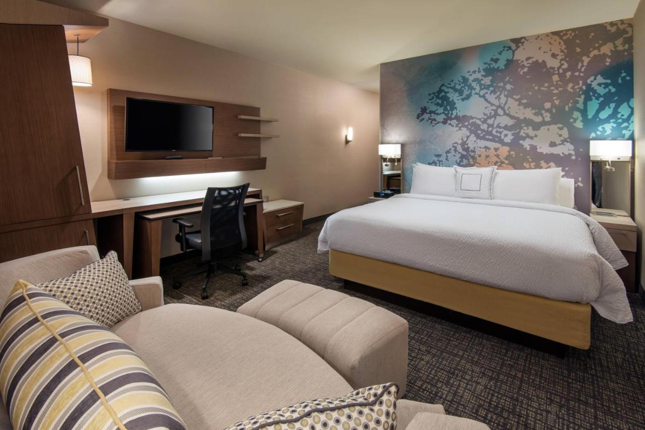 Courtyard By Marriott Irvine Spectrum Bagian luar foto