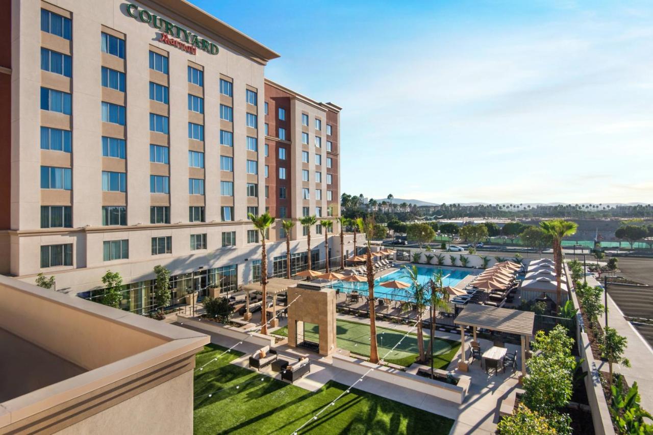 Courtyard By Marriott Irvine Spectrum Bagian luar foto