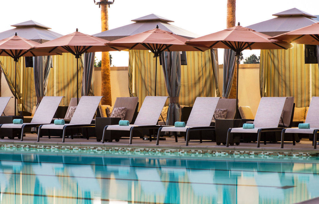 Courtyard By Marriott Irvine Spectrum Bagian luar foto